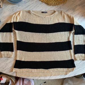 Brandy Melville oversized sweater